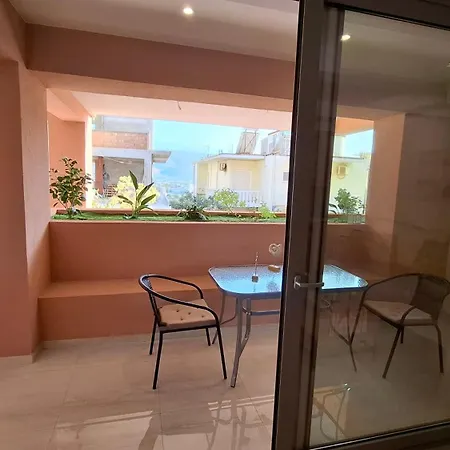 Luxious Apartment