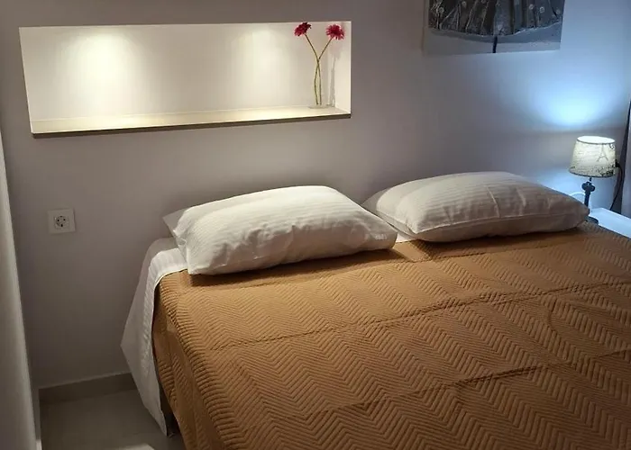 Luxious * Chania (Crete)