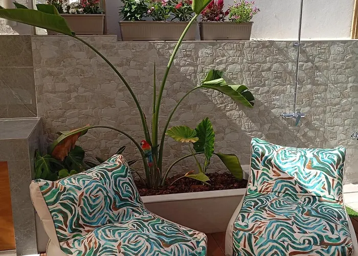 Luxious * Chania (Crete)